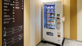 軽食自動販売機
